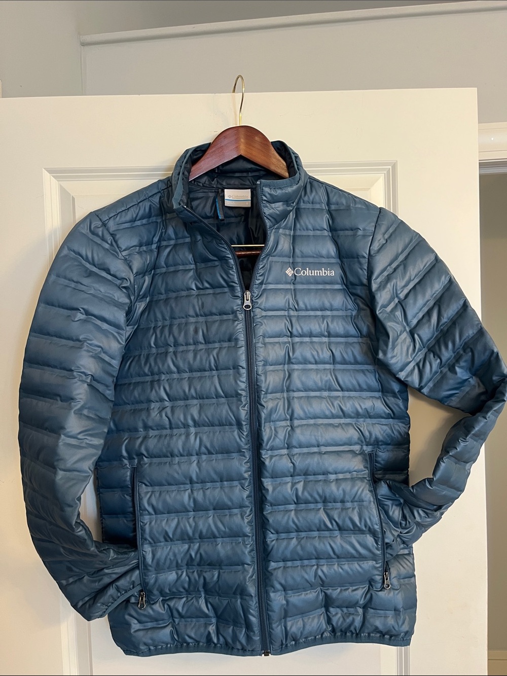 Columbia Men's Slate Blue Packable Puffer Jacket